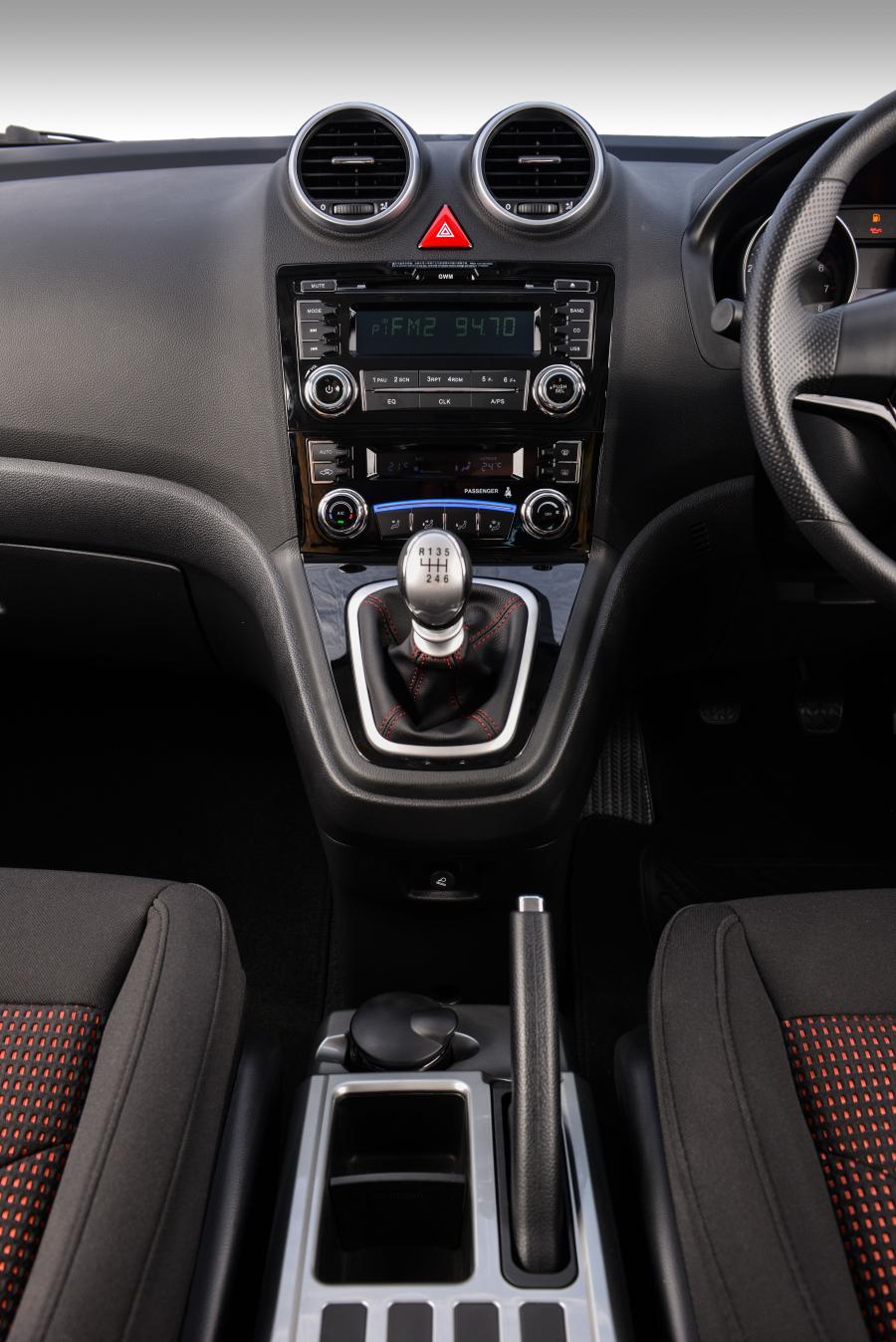 Детали интерьера Haval H6 2017 года  (ZA) (фото 11 из 26)